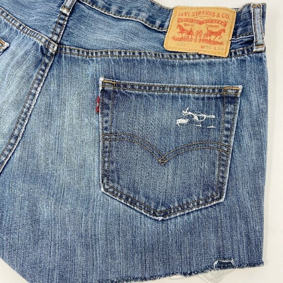 LEVI'S | Distressed Denim Cut-Off Shorts - Picture 6 of 12